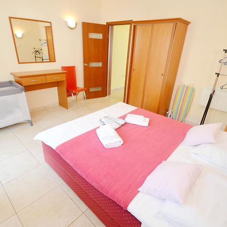 Apartments Dinko Zifra Tivat Buitenkant foto